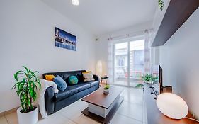Prime Location, Modern Apartment In St Julian'S, Paceville, Apt 8 By Vaganza