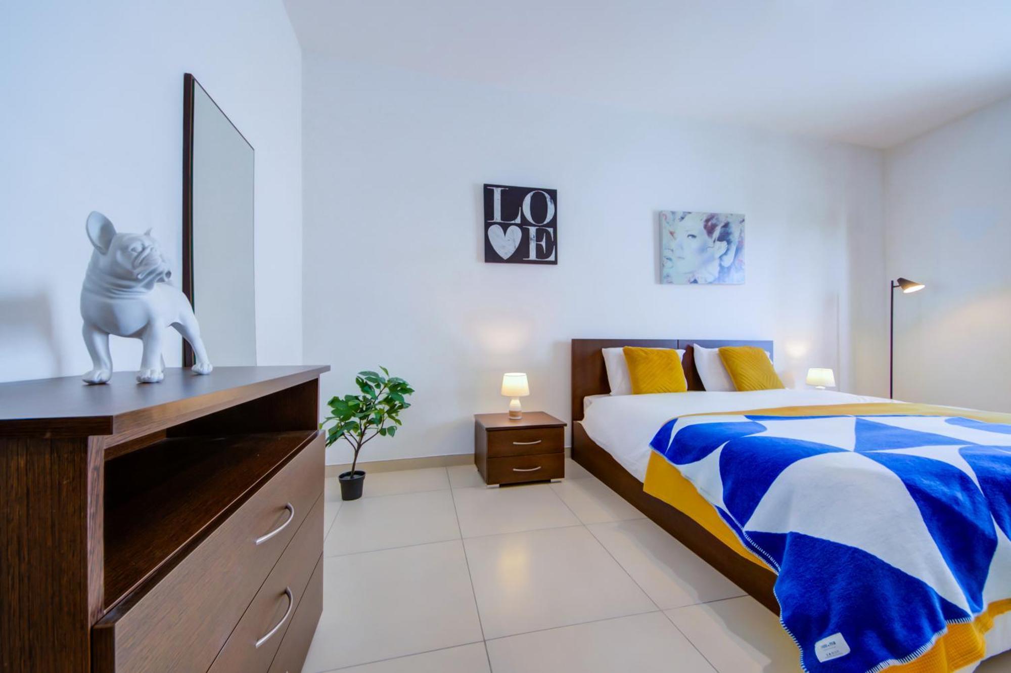 Prime Location, Modern Apartment In St Julian'S, Paceville, Apt 8 By Vaganza San Giuliano Esterno foto