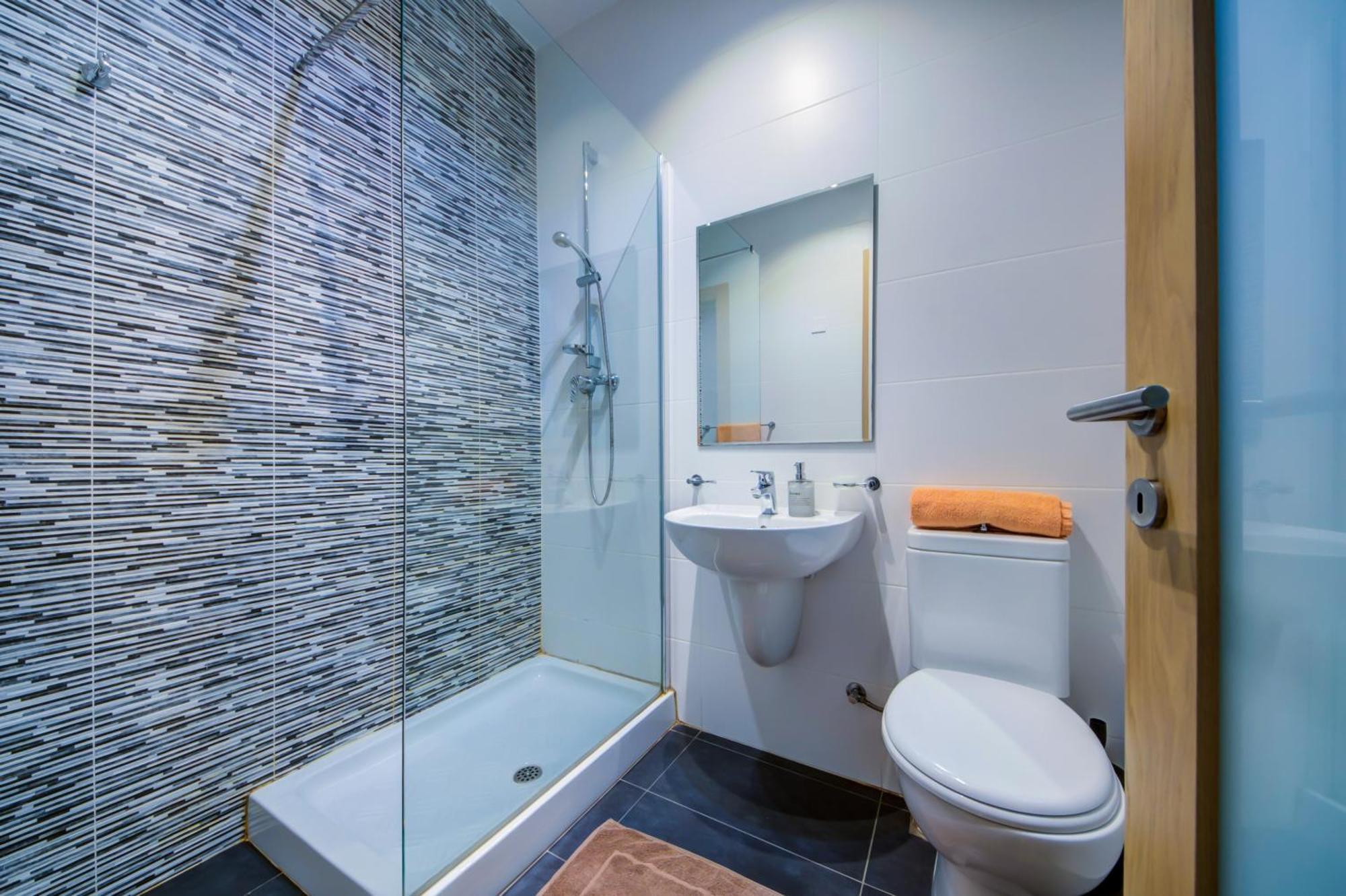 Prime Location, Modern Apartment In St Julian'S, Paceville, Apt 8 By Vaganza San Giuliano Esterno foto